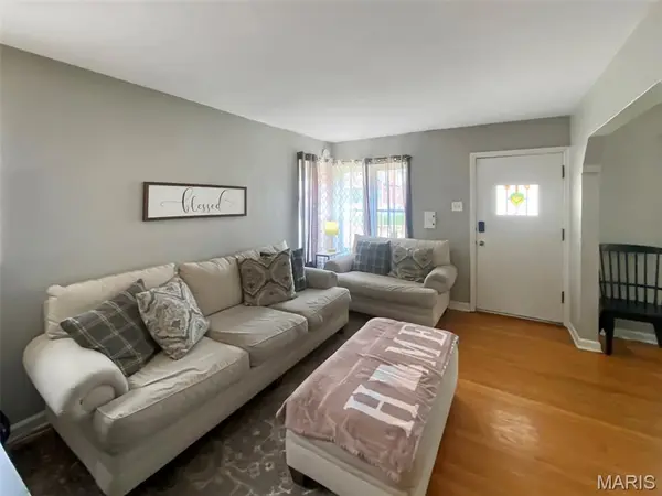 5750 Potomac ST, St Louis, MO 63139