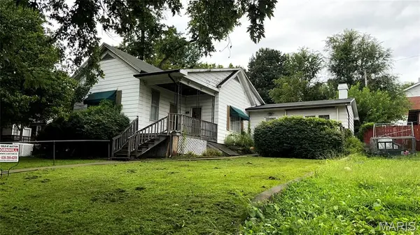 521 N 4th ST, Louisiana, MO 63353