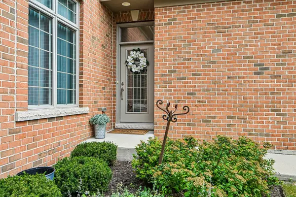 4030 Ashwood Park CT, Naperville, IL 60564