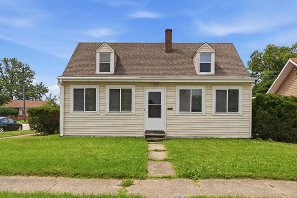 132 S Weston AVE, Elgin, IL 60123