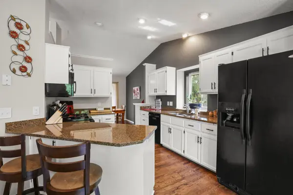7600 Palomino LN, Lino Lakes, MN 55014