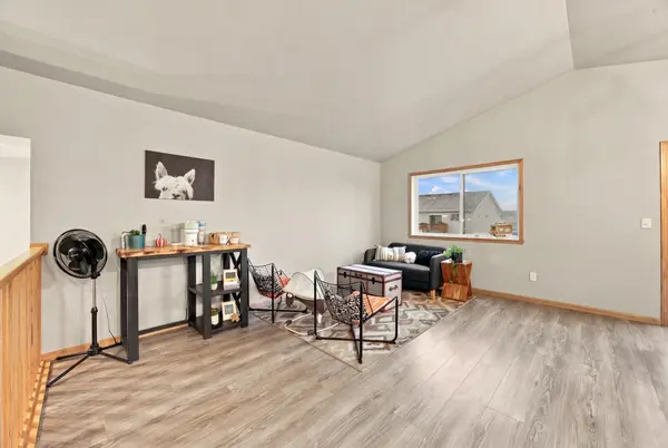 6762 Joseph ST, Horace, ND 58047