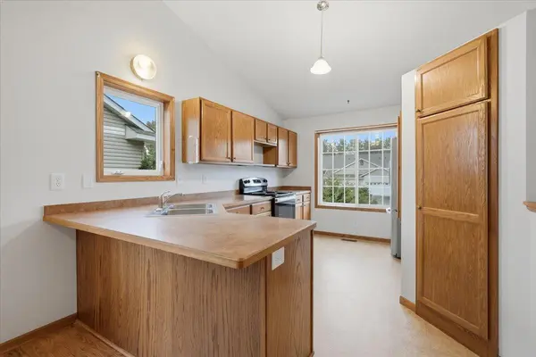 471 Meadow LN, Somerset, WI 54025