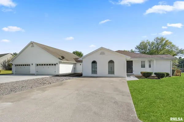 12335 BERMUDA DR, Marion, IL 62959