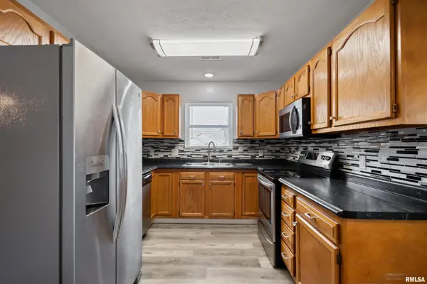 12335 BERMUDA DR, Marion, IL 62959