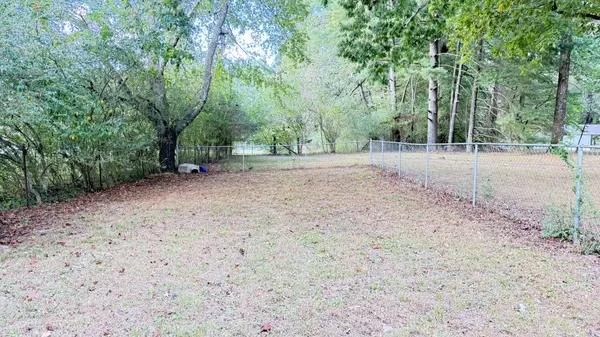 1201 Pickett Dr, Tullahoma, TN 37388