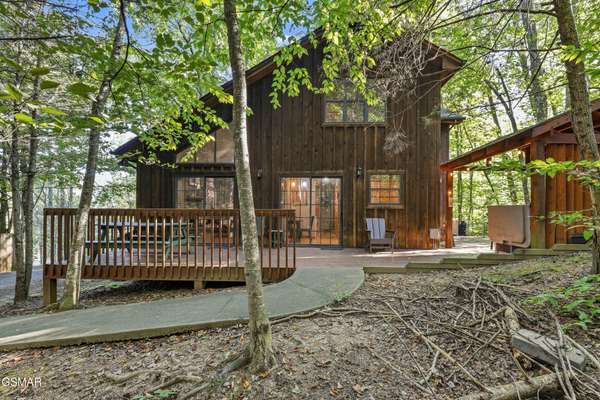 507 Eagle Trail, Gatlinburg, TN 37738