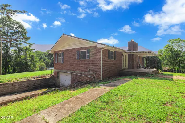 3246 Proffitt Heights Drive, Dandridge, TN 37725