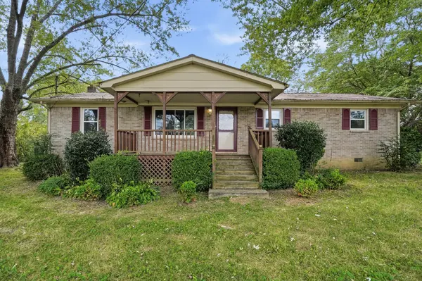 276 Circle Hill Dr, Mcminnville, TN 37110