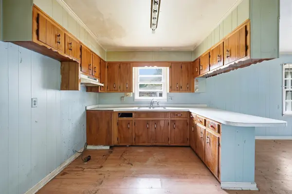 335 Gay Rd, Mcminnville, TN 37110