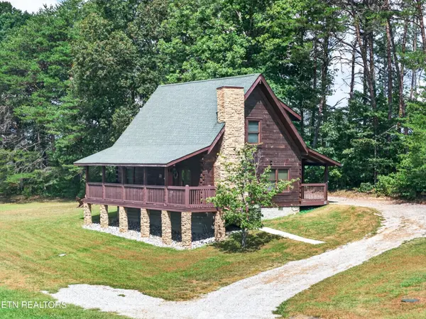 101102 Meadow view Lane, Spencer, TN 38585