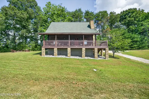 101102 Meadow view Lane, Spencer, TN 38585