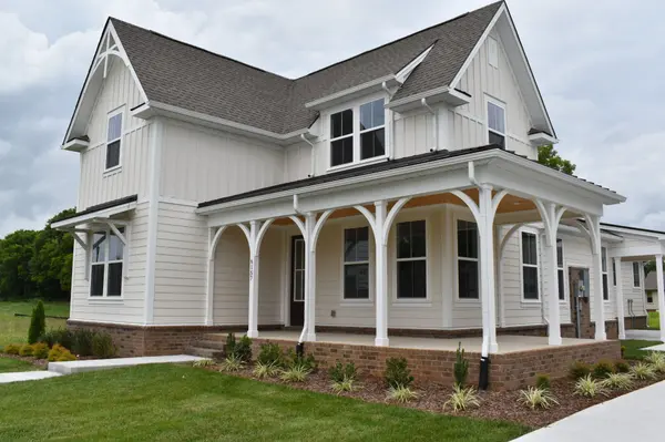 6157 Worthingtion Rd, Columbia, TN 38401