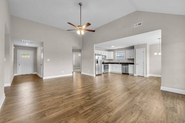379 Hereford Farms, Clarksville, TN 37043