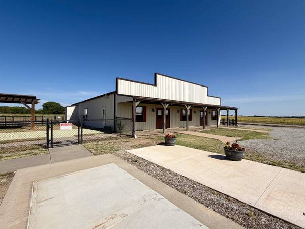 1321 Nine Iron Dr, Anthony, KS 67003