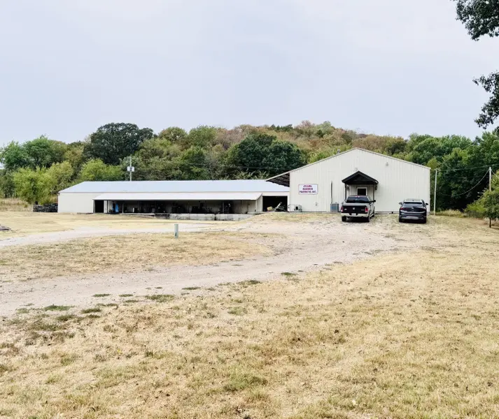 75 Garvey DR, Noel, MO 64854