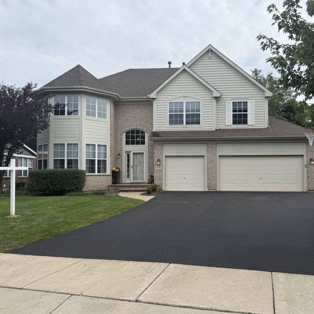 573 Crooked Stick CT, Vernon Hills, IL 60061