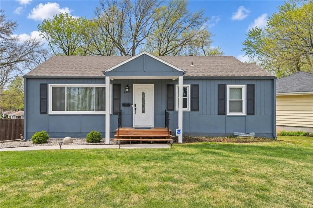6616 Santa Fe DR, Overland Park, KS 66202