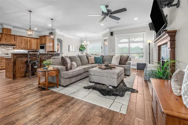 9600 Shadow Creek TRL, Bryan, TX 77808