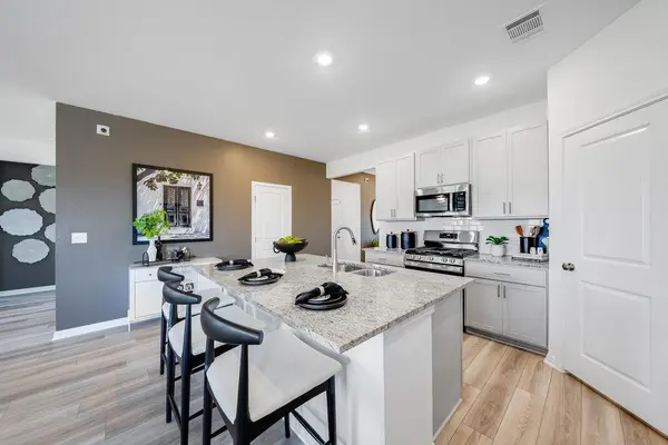 1003 Karly CV, Hutto, TX 78634