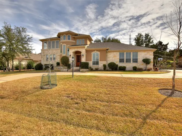210 Clubhouse DR, Lakeway, TX 78734