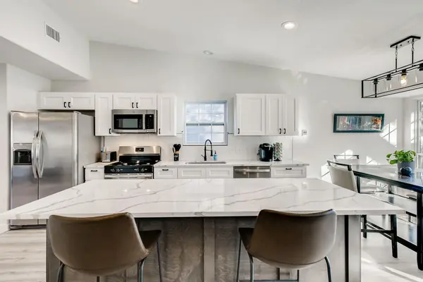 7822 Manassas DR, Austin, TX 78745
