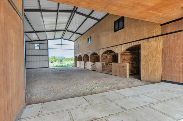 1701 County Road 466, Elgin, TX 78621