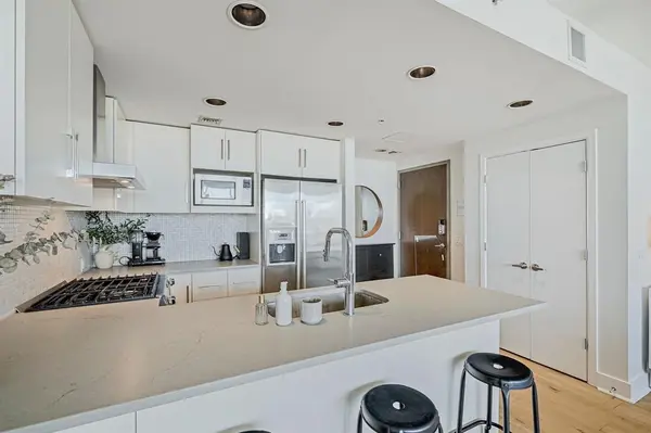 300 Bowie ST #2706, Austin, TX 78703
