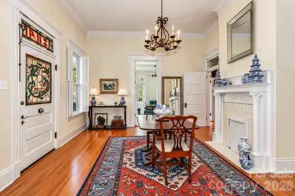 804 E Broad ST, Statesville, NC 28677