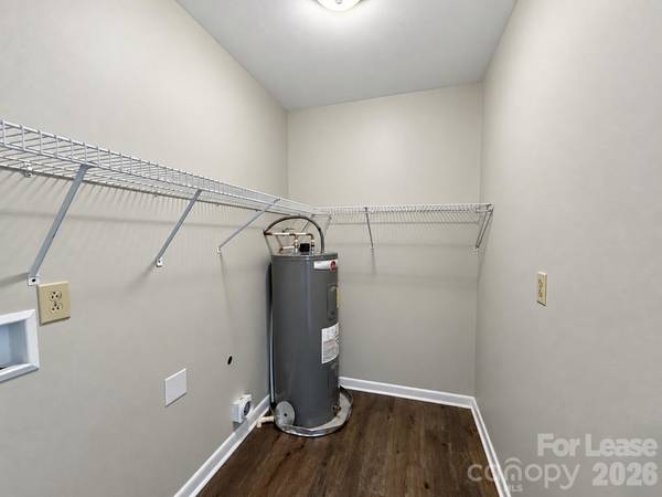 2002 Airport RD #B, Salisbury, NC 28147