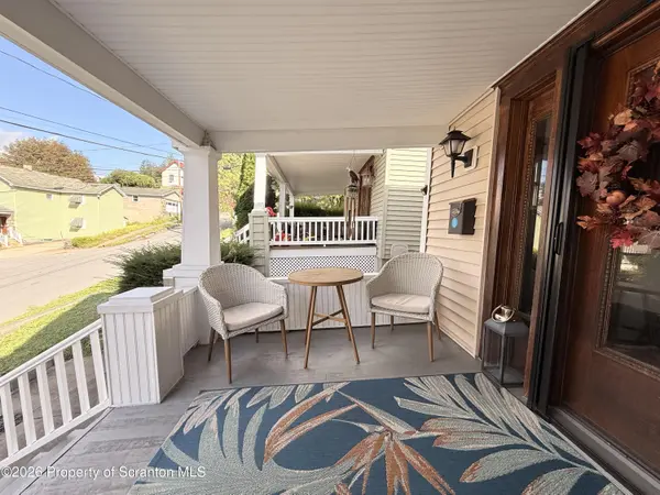 96 8th AVE, Carbondale, PA 18407