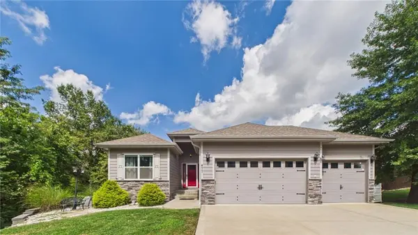 477 Sycamore CT, Warrensburg, MO 64093
