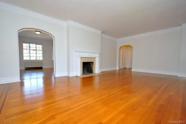 155 Garth RD #3D, Scarsdale, NY 10583