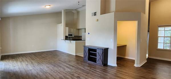 10000 SW 52ND AVE #137, Gainesville, FL 32608