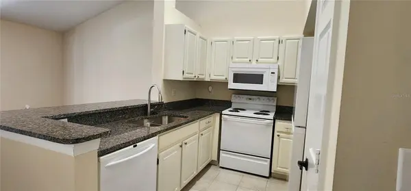 10000 SW 52ND AVE #137, Gainesville, FL 32608