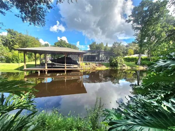 5370 WHISPERING PINE CIR, St Cloud, FL 34771