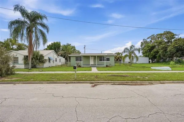 210 E MERRILL AVE, Dundee, FL 33838