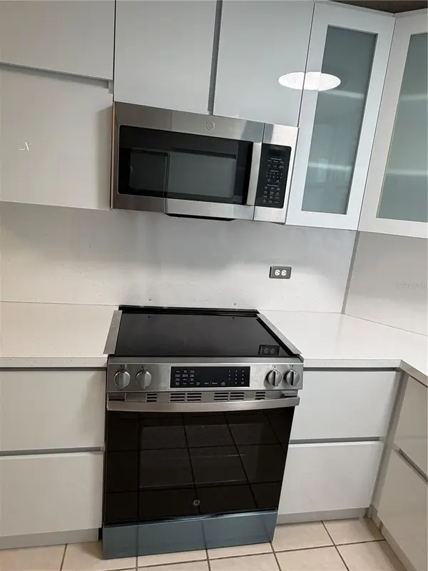 EDIF F APTO 4205 CON. BALCONES DE MONTE REAL, Carolina, PR 00987