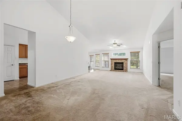 4124 Shepherds Hill CIR, St Peters, MO 63304