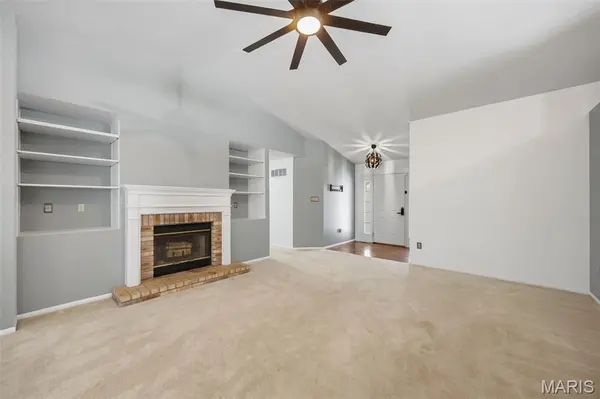 516 Wetherby Terrace DR, Ballwin, MO 63021