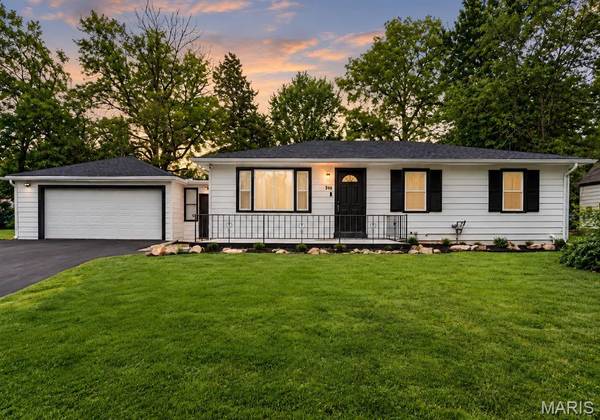 Dellwood, MO 63135
