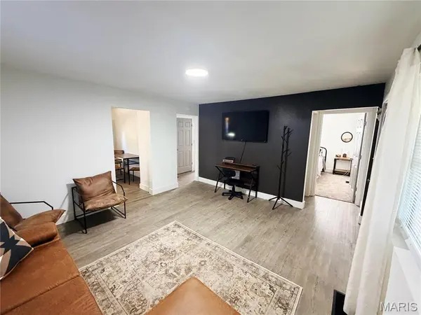1003 E 3rd ST, Salem, MO 65560