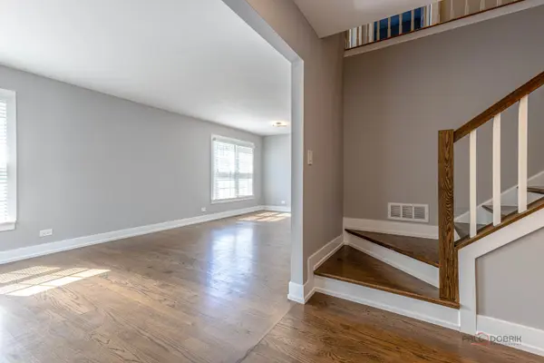 984 Georgian PL, Bartlett, IL 60103