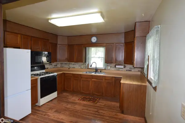 500 S Lucas AVE, Eagle Grove, IA 50533
