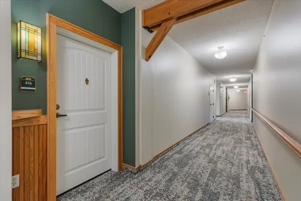 1900 Rush Lake TRL #416, New Brighton, MN 55112