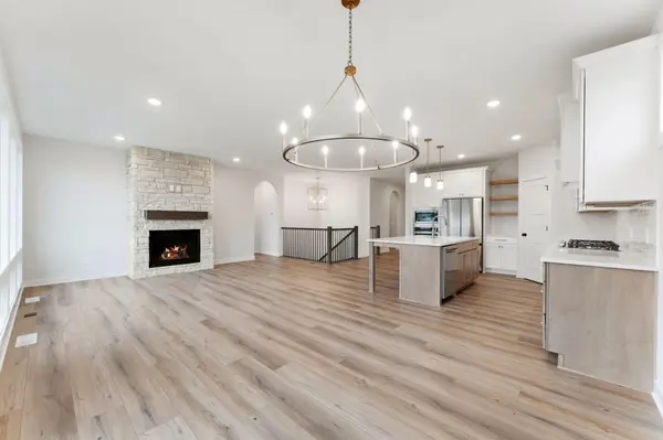 10275 Shadyview N, Maple Grove, MN 55311