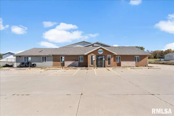 1200 N Bradfordton RD, Springfield, IL 62711