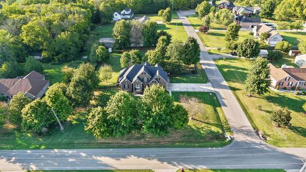 1001 Arbor Dr, Castalian Springs, TN 37031