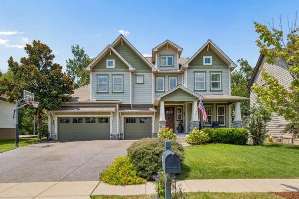 8016 Warren Dr, Nolensville, TN 37135