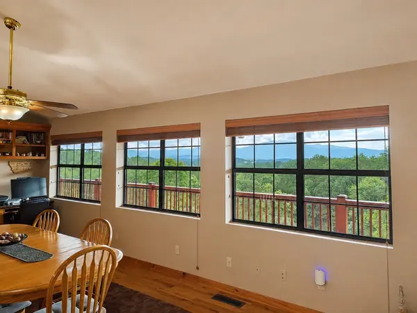 156 Pineview Lane, Copperhill, TN 37317